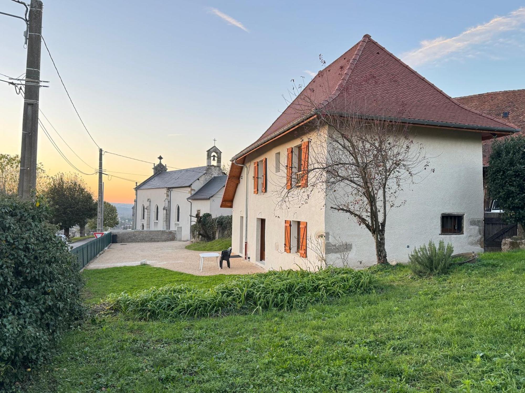 Maison Leonora Saint-Genix-sur-Guiers Bagian luar foto
